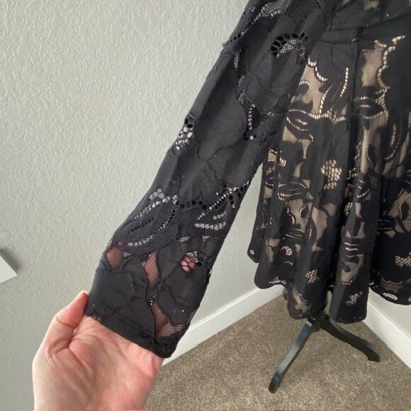 MARCIANO Joss Black Lace 2-Pc Cropped Top and Skirt XS - Picture 7 of 16